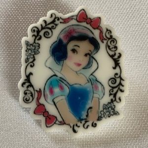 NWT.  Handmade Pin Brooch of Disney’s Snow White!